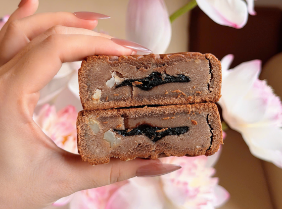 Bánh trung thu chocolate lưu sa macca