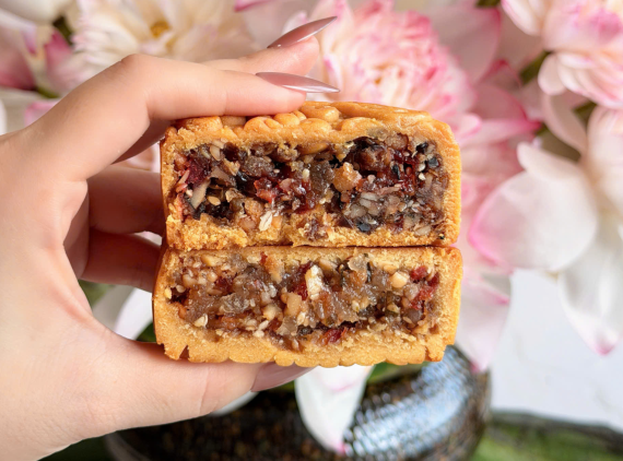 Bánh trung thu thập cẩm truyền thống 150g