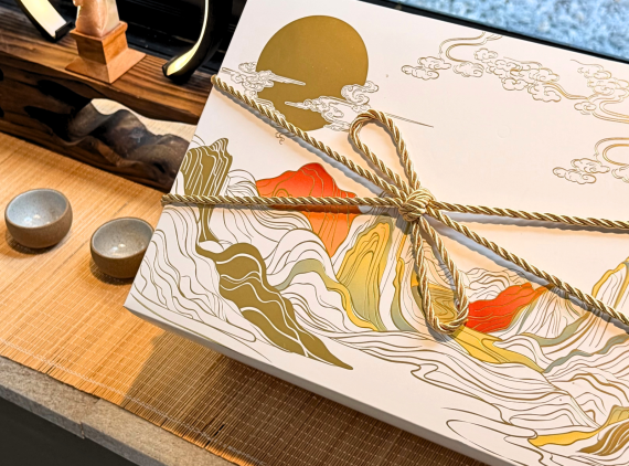 Hộp quà Moonlit Aura (4 bánh)