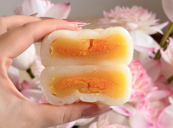Bánh dẻo đậu xanh trứng muối hoàng kim 150g