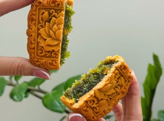 Bánh trung thu dưa lưới cam vàng thuần chay
