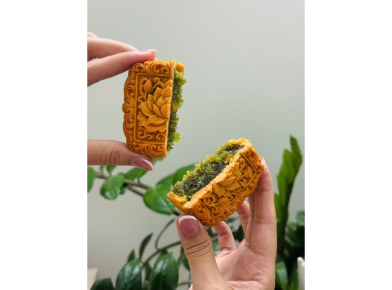 Bánh trung thu dưa lưới cam vàng thuần chay