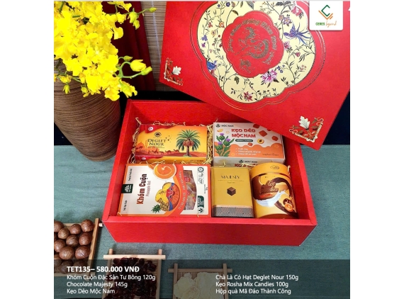 [Pre-order] Hộp quà Mã Đáo Thành Công TET135
